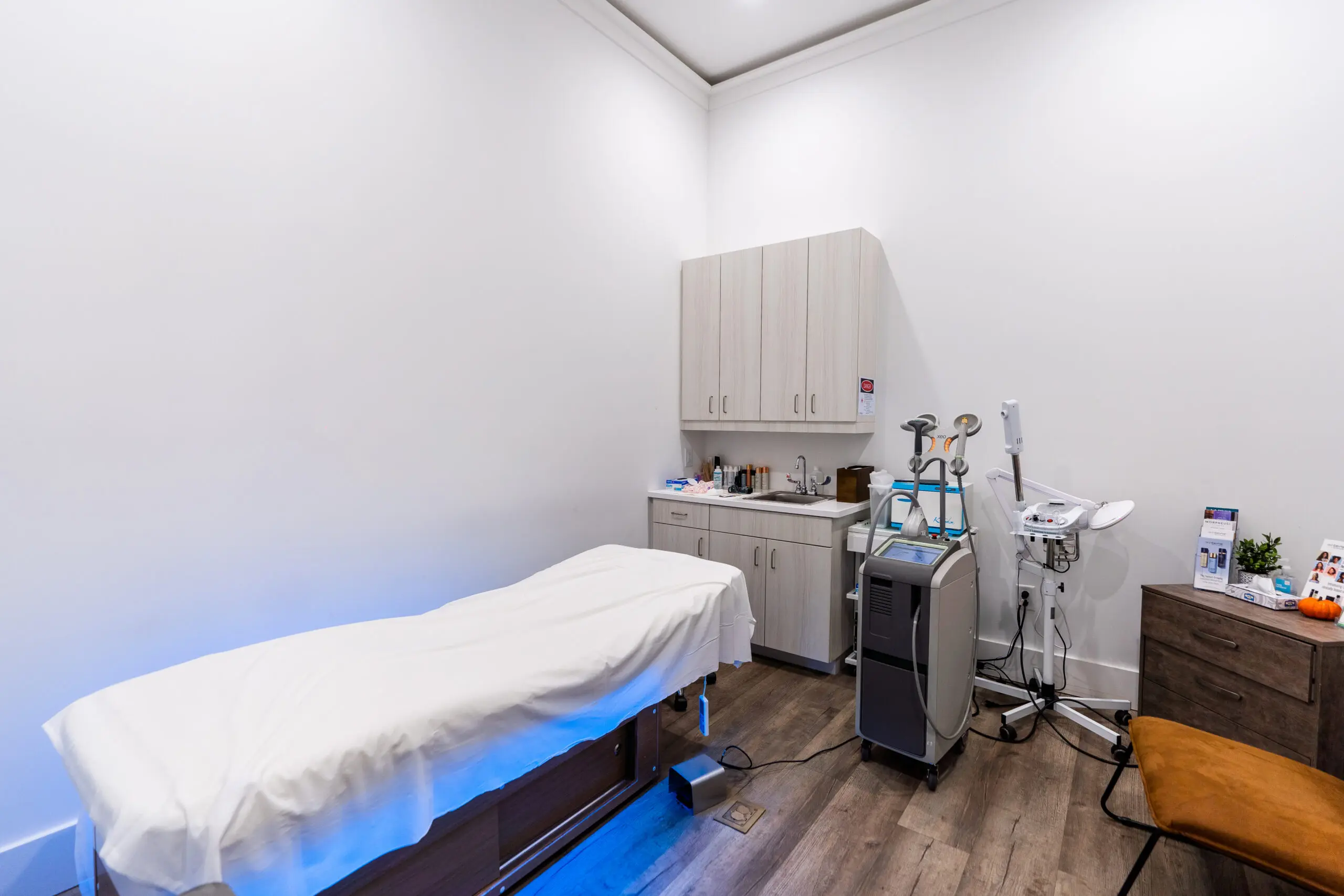 b400a4f99918d3a38941ddf31ec876c2 Breast Implant Removal in Charleston County, SC